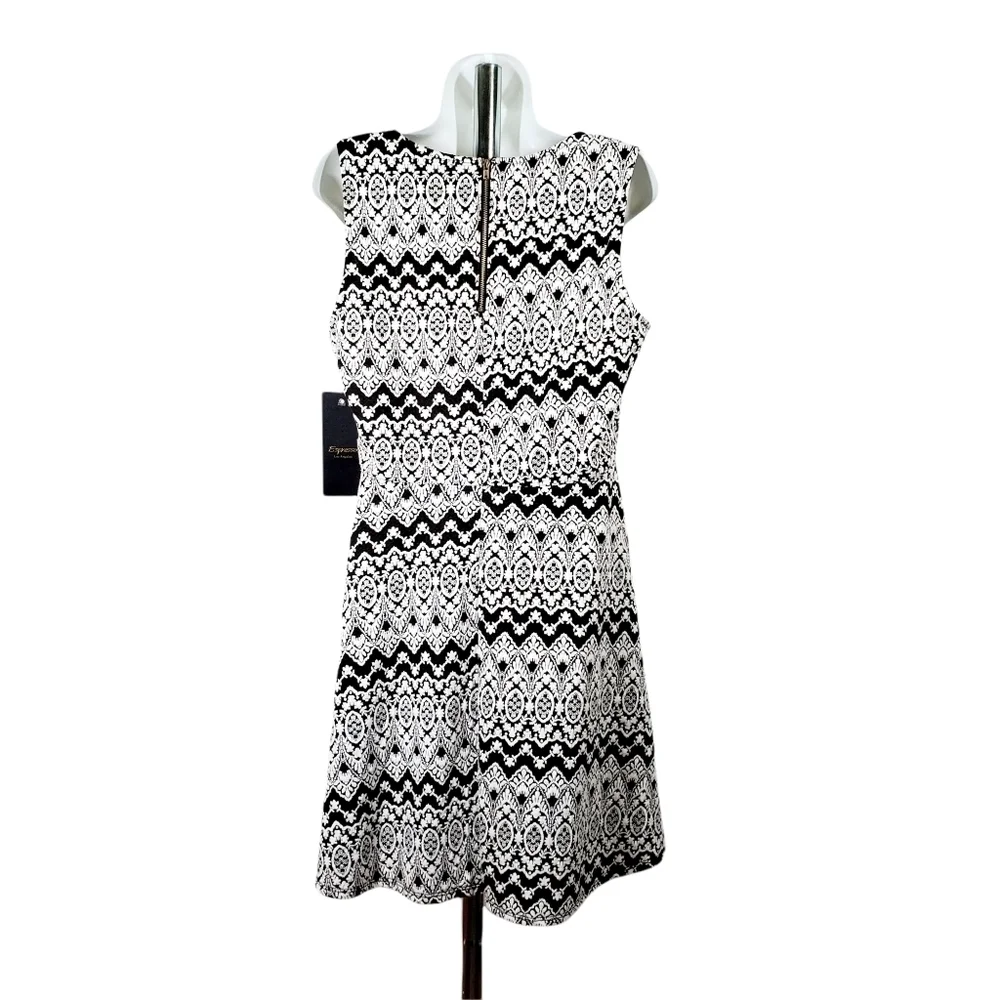 EXPRESSO SLEEVELESS DRESS - Picture 2 of 7